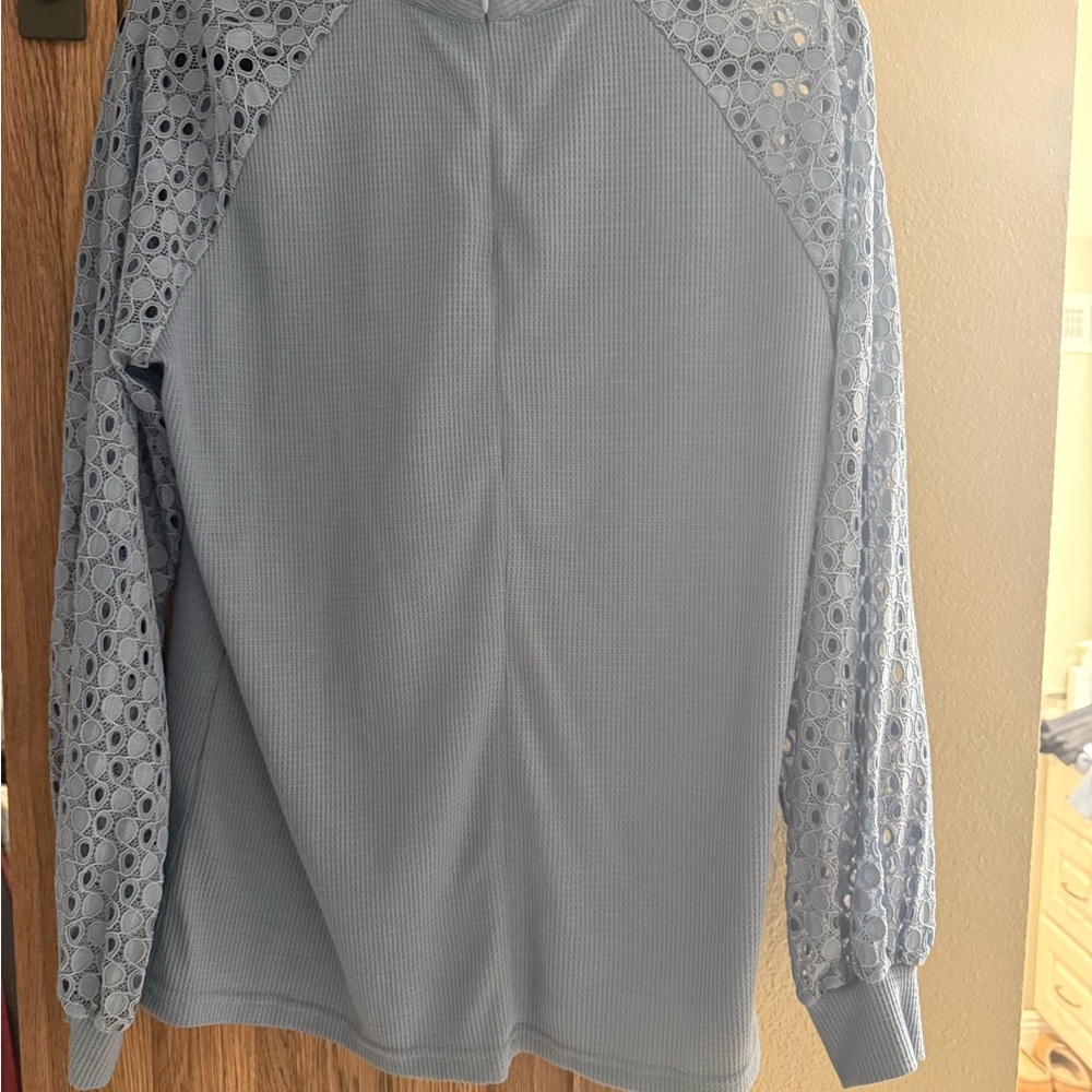 Elegant Sky Blue Lace Sleeve Top - Picture 2 of 2